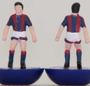 Bologna - Team + 2 substitutes and spare keeper (SAME KIT OF THE RODDED KEEPER) in COLORED REPLICA SUBBUTEO BOX (on the cover name, figure and logo of the contained team)