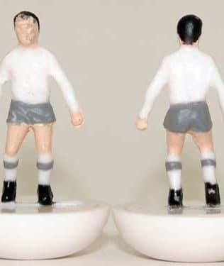 Hiroshima Sanfrecce - Team + 2 substitutes and spare keeper (SAME KIT OF THE RODDED KEEPER) in Soccer3D BOX