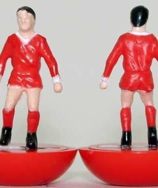 Liverpool - Team + 2 substitutes and spare keeper (SAME KIT OF THE RODDED KEEPER) in COLORED REPLICA SUBBUTEO BOX (on the cover name, figure and logo of the contained team)