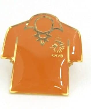 HOLLAND pin badge