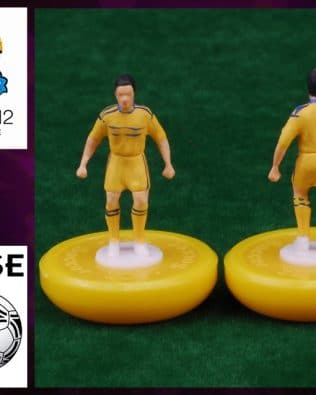 Ukraine home EURO 2012 - Team + 2 substitutes and spare keeper (SAME KIT OF THE RODDED KEEPER) in COLORED REPLICA SUBBUTEO BOX (on the cover name, figure and logo of the contained team)