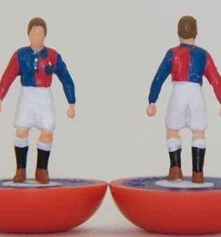 Bologna 1909 - Team+2 substitutes and a spare goalkeeper in SUBBUTEO REPLICA COLORED BOX (name, logo and figure of the team on the cover)