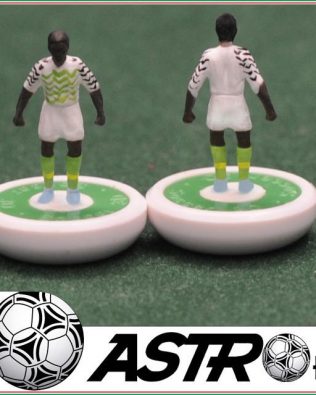 Nigeria away WORLD CUP 2018 - Team + 2 substitutes and spare keeper (SAME KIT OF THE RODDED KEEPER) in SUBBUTEO REPLICA GREEN BOX from the 70s