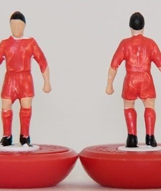 North Korea home WORLD CUP 2010 - Team + 2 substitutes and spare keeper (SAME KIT OF THE RODDED KEEPER) in SUBBUTEO REPLICA GREEN BOX from the 70s