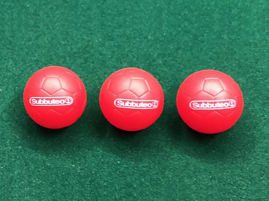 3 red SUBBUTEO balls