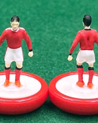 Benfica CLUB WORLD CUP 25 - Team + 2 substitutes and spare keeper (SAME KIT OF THE RODDED KEEPER) in SUBBUTEO REPLICA GREEN BOX from the 70s