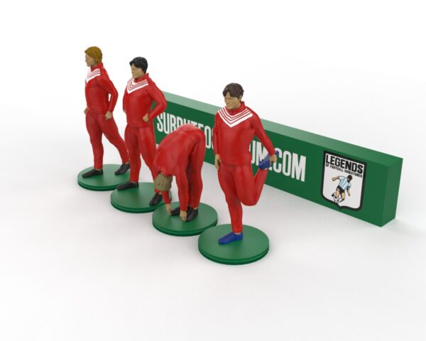 Reserve players warming up – Hand-Painted Subbuteo Accessory (Set of 4) - Image 3