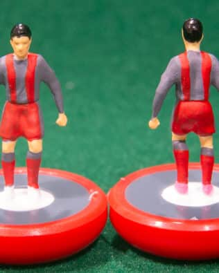 Cremonese 2026 - Team + 2 substitutes and spare keeper (SAME KIT OF THE RODDED KEEPER) in COLORED REPLICA SUBBUTEO BOX (on the cover name, figure and logo of the contained team)