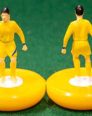Frosinone 2026 - Team + 2 substitutes and spare keeper (SAME KIT OF THE RODDED KEEPER) in SUBBUTEO REPLICA GREEN BOX from the 70s