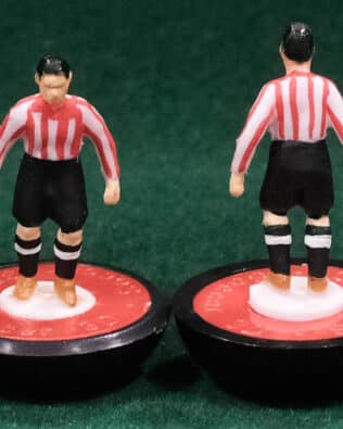 Atlético Aviación - Team in REPLICA COLORED BOX (name, logo and figure of the team on the cover)