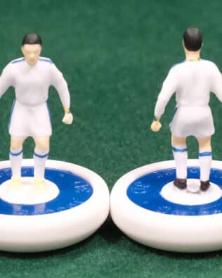 Leeds 2026 - Team + 2 substitutes and spare keeper (SAME KIT OF THE RODDED KEEPER) in Soccer3D BOX
