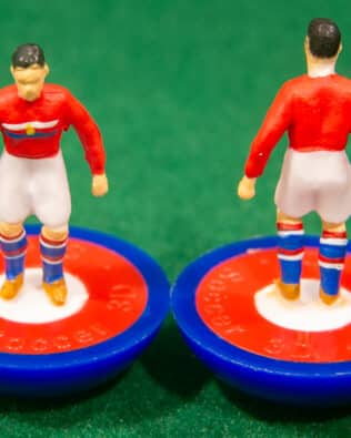 Czechoslovakia World Cup 1954 - Team + 2 substitutes and spare keeper (SAME KIT OF THE RODDED KEEPER) in SUBBUTEO REPLICA GREEN BOX from the 70s