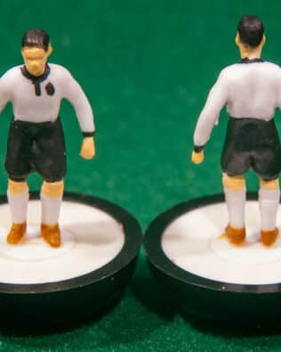 West Germany World Cup 1962 - Team + 2 substitutes and spare keeper (SAME KIT OF THE RODDED KEEPER) in COLORED REPLICA SUBBUTEO BOX (on the cover name, figure and logo of the contained team)
