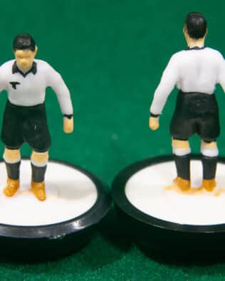 Germany World Cup 1934 - Team in COLORED REPLICA SUBBUTEO BOX (on the cover name, figure and logo of the contained team)