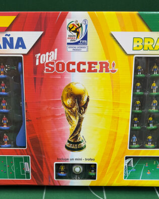 0 - TOTAL SOCCER Spain / Brazil WORLD CUP 2010 game set