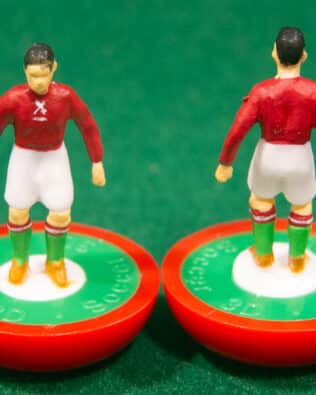 Hungary World Cup 1934 - Team + 2 substitutes and spare keeper (SAME KIT OF THE RODDED KEEPER) in Soccer3D BOX
