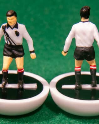 Austria World Cup 1990 - Team + 2 substitutes and spare keeper (SAME KIT OF THE RODDED KEEPER) in Soccer3D BOX