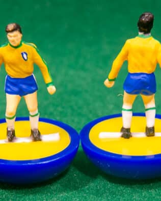 Brazil World Cup 1978 - Team + 2 substitutes and spare keeper (SAME KIT OF THE RODDED KEEPER) in Soccer3D BOX