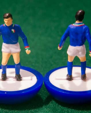 Italy World Cup 1982 - Team in COLORED REPLICA SUBBUTEO BOX (on the cover name, figure and logo of the contained team)
