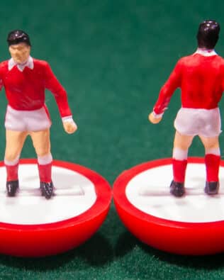 Kuwait World Cup 1982 - Team + 2 substitutes and spare keeper (SAME KIT OF THE RODDED KEEPER) in Soccer3D BOX