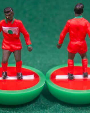 Morocco World Cup 1994 - Team + 2 substitutes and spare keeper (SAME KIT OF THE RODDED KEEPER) in COLORED REPLICA SUBBUTEO BOX (on the cover name, figure and logo of the contained team)