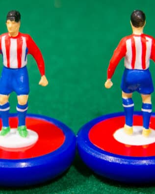 Paraguay World Cup 2002 - Team + 2 substitutes and spare keeper (SAME KIT OF THE RODDED KEEPER) in Soccer3D BOX