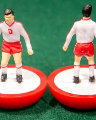 Poland World Cup 1986 - Team + 2 substitutes and spare keeper (SAME KIT OF THE RODDED KEEPER) in COLORED REPLICA SUBBUTEO BOX (on the cover name, figure and logo of the contained team)