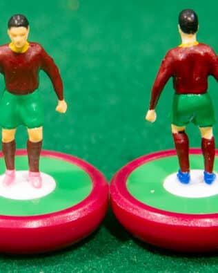 Portugal World Cup 2002 - Team + 2 substitutes and spare keeper (SAME KIT OF THE RODDED KEEPER) in Soccer3D BOX