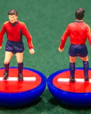 Spain World Cup 1998 - Team + 2 substitutes and spare keeper (SAME KIT OF THE RODDED KEEPER) in SUBBUTEO REPLICA GREEN BOX from the 70s
