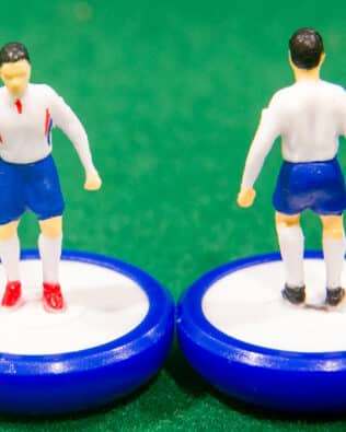 USA World Cup 2002 - Team + 2 substitutes and spare keeper (SAME KIT OF THE RODDED KEEPER) in SUBBUTEO REPLICA GREEN BOX from the 70s